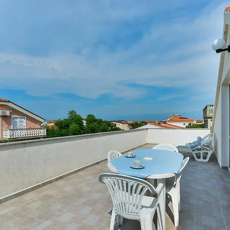 Liovic Apartmán Vir