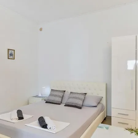 Liovic Apartment